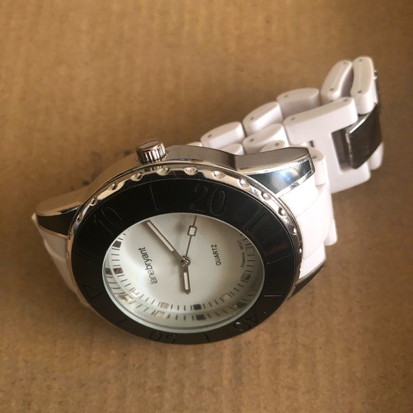 Watch - Picture 4 of 4